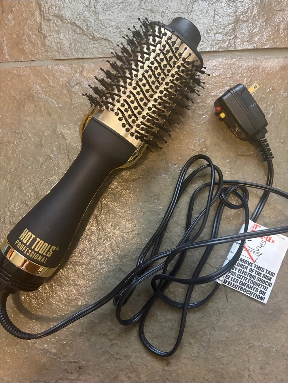 Professional Hot Tools Air Round Brush - Black/Gold